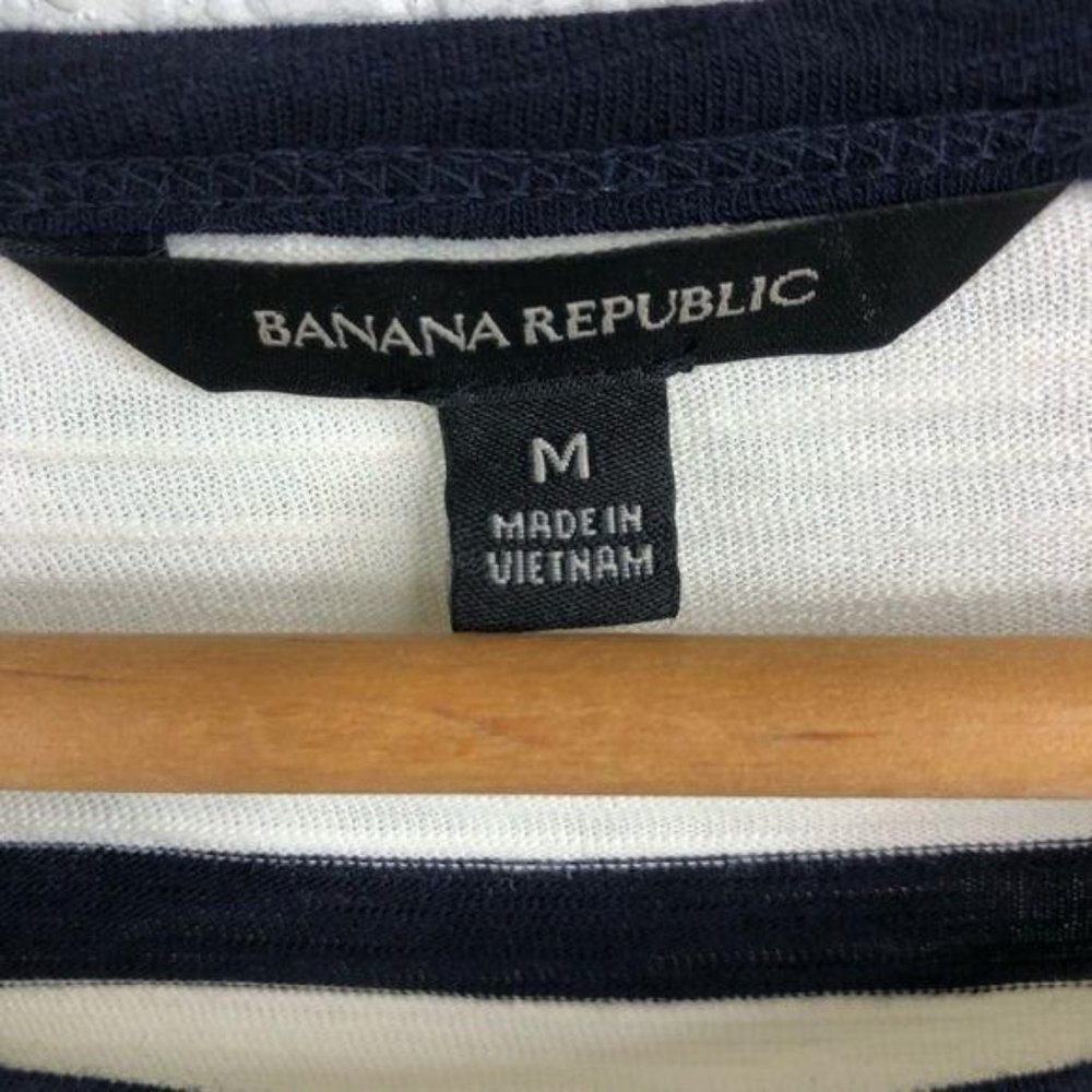 Banana Republic Le Tee Beaded Pocket Striped Tee S - Picture 7 of 8